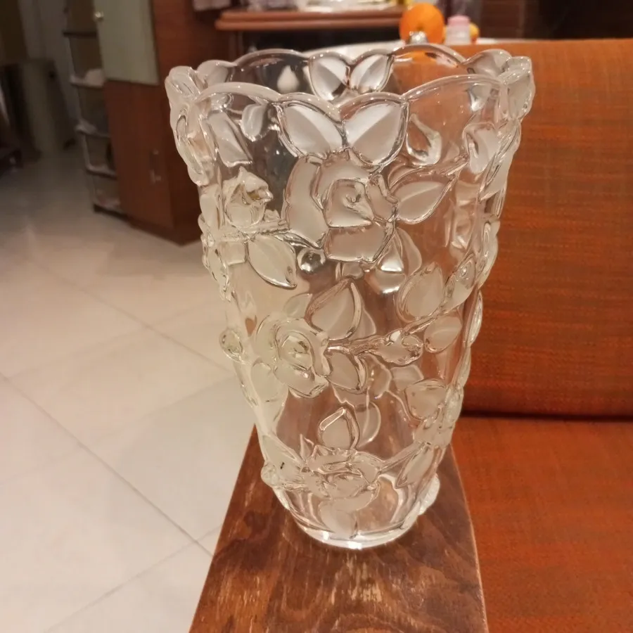 گلدان والتر آلمانی