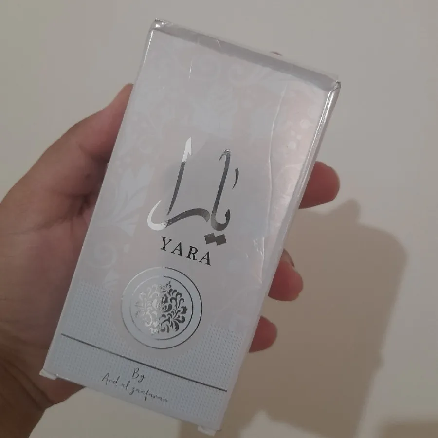 عطر مشابه یارا صورتی