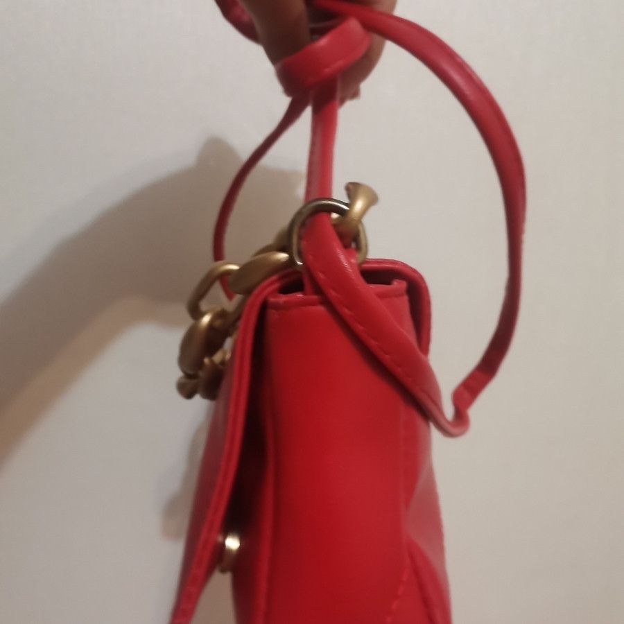 کیف قرمز زنجیری طرح زارا