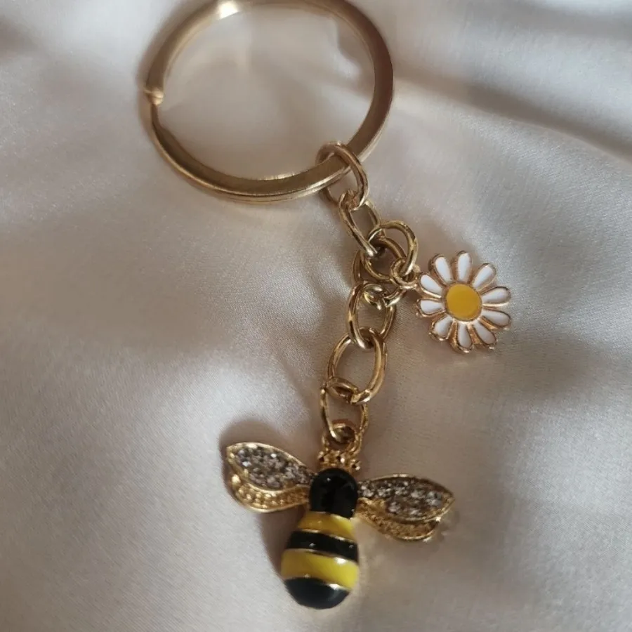 اکسسوری کلسی Bee&flower