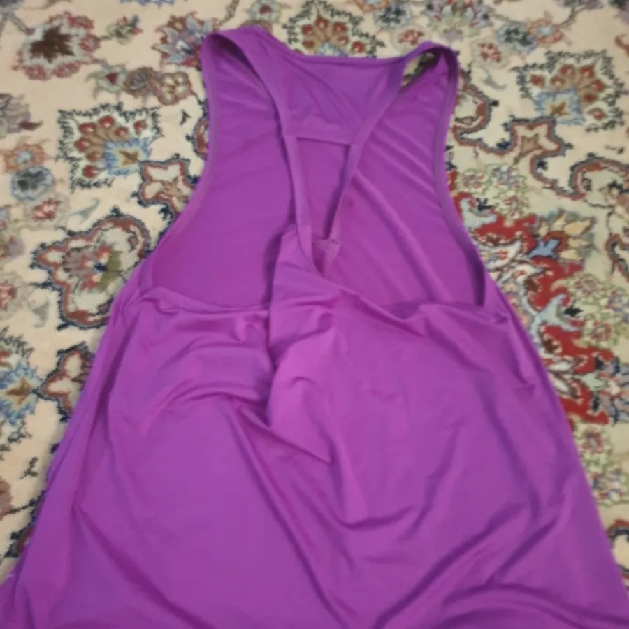 کاور ورزشی نایکی