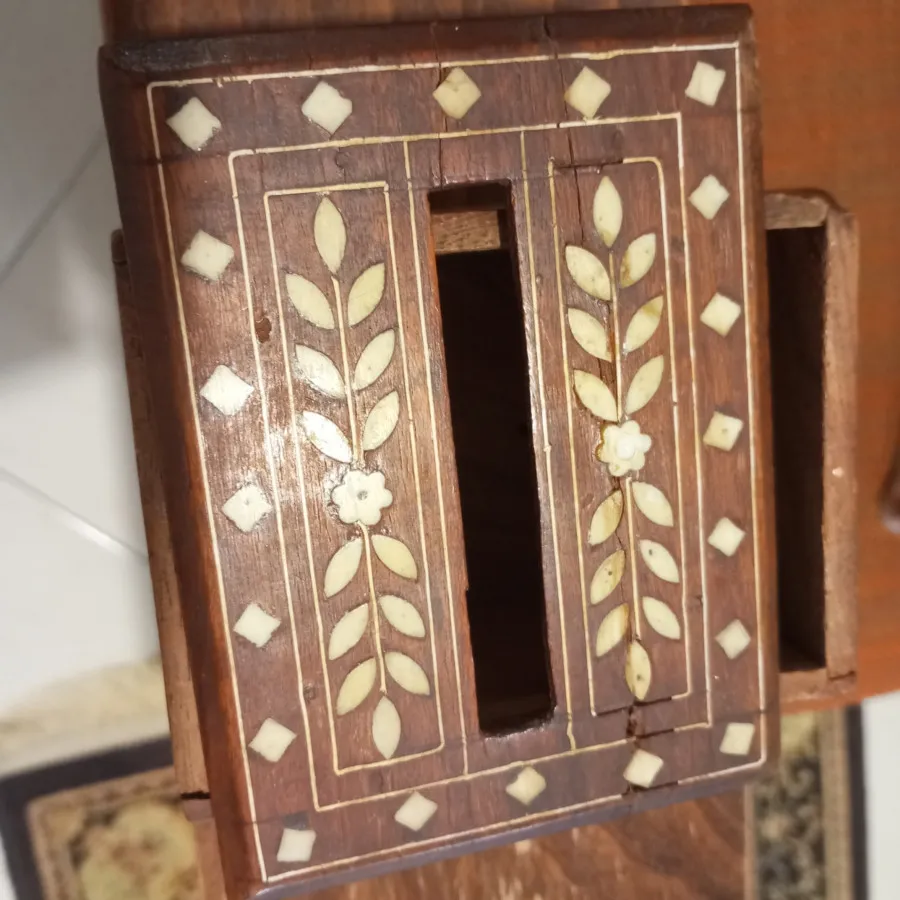 جعبه منبت کاری قدیمی