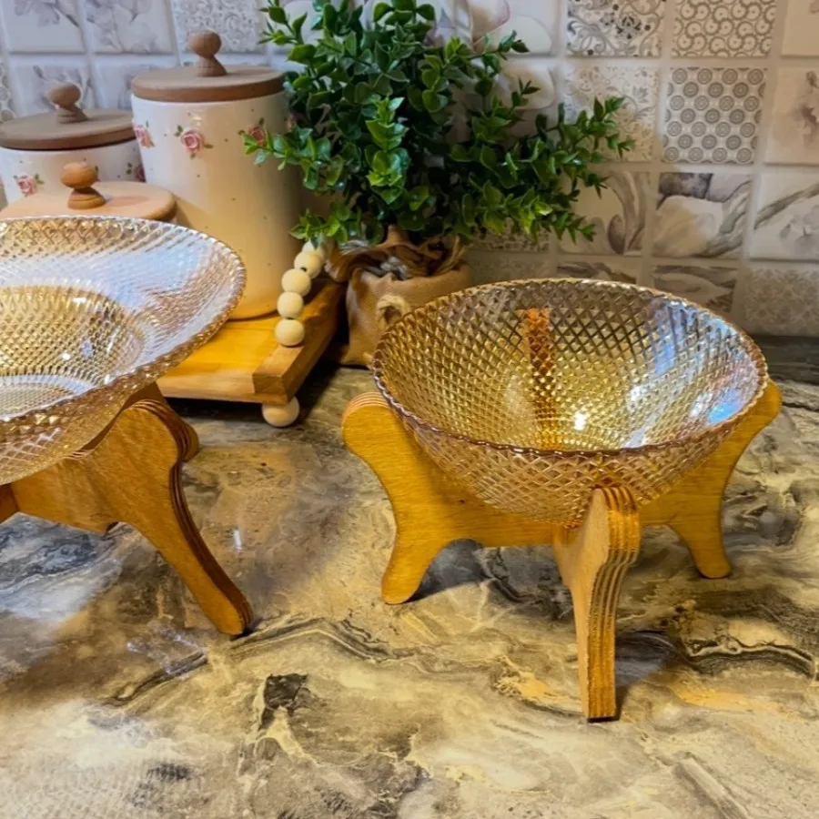 میوه خوری و کاسه آجیل