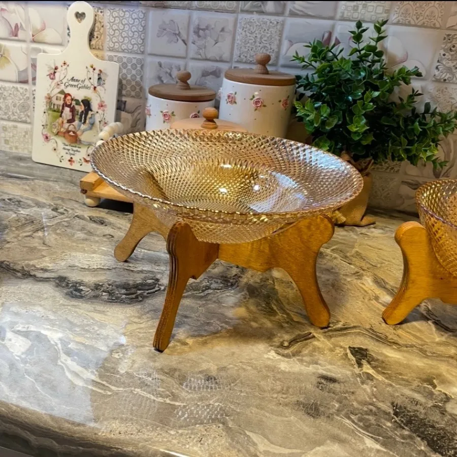 میوه خوری و کاسه آجیل