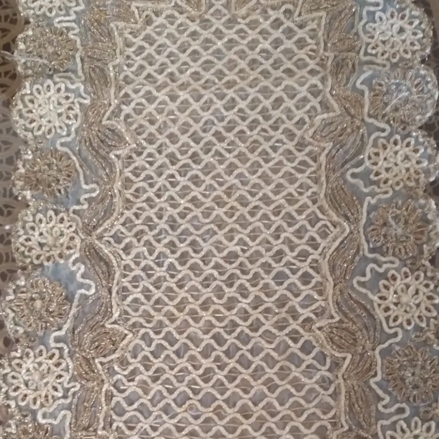 رومیزی کارشده