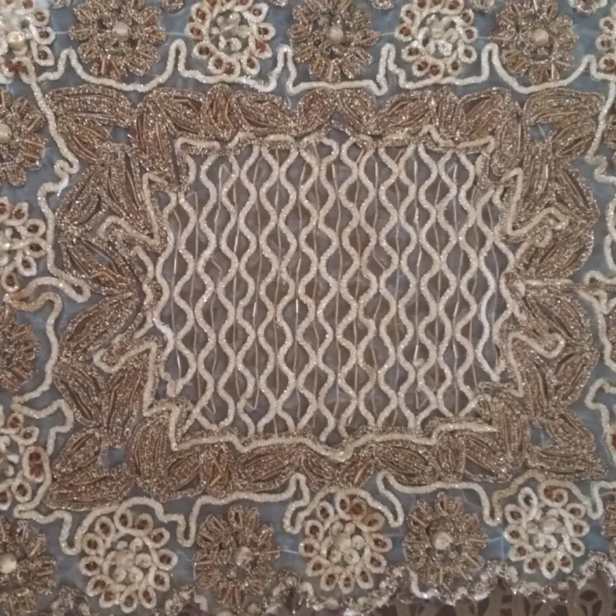 رومیزی کارشده