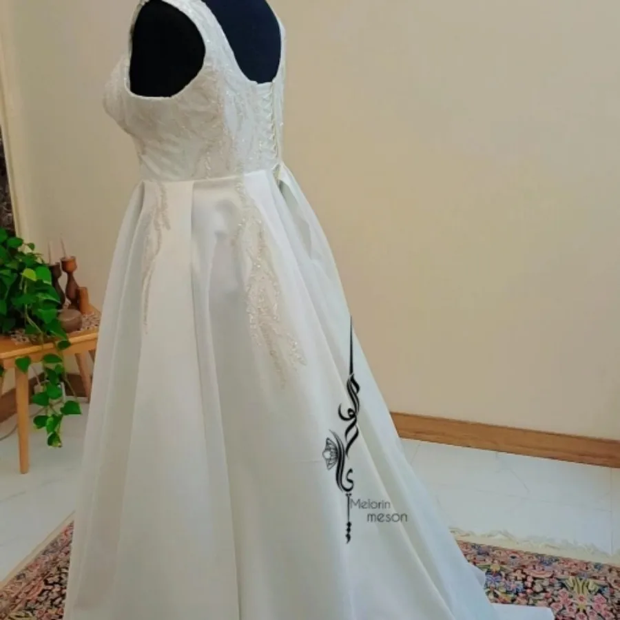 لباس عروس کاملا نو