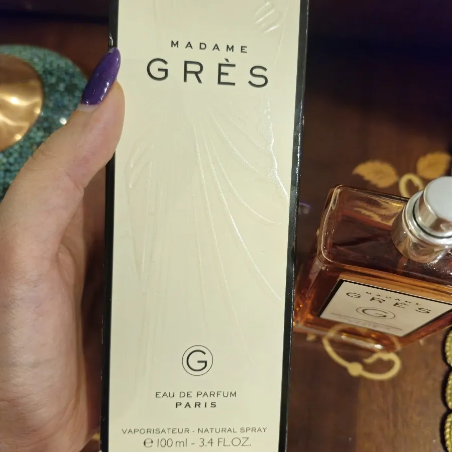 عطر مادام گرس فرانسه