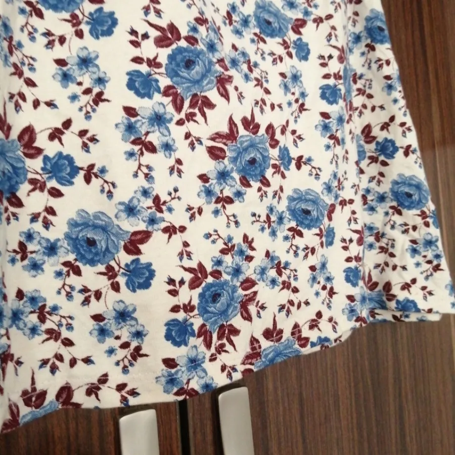 تاپ گلدار