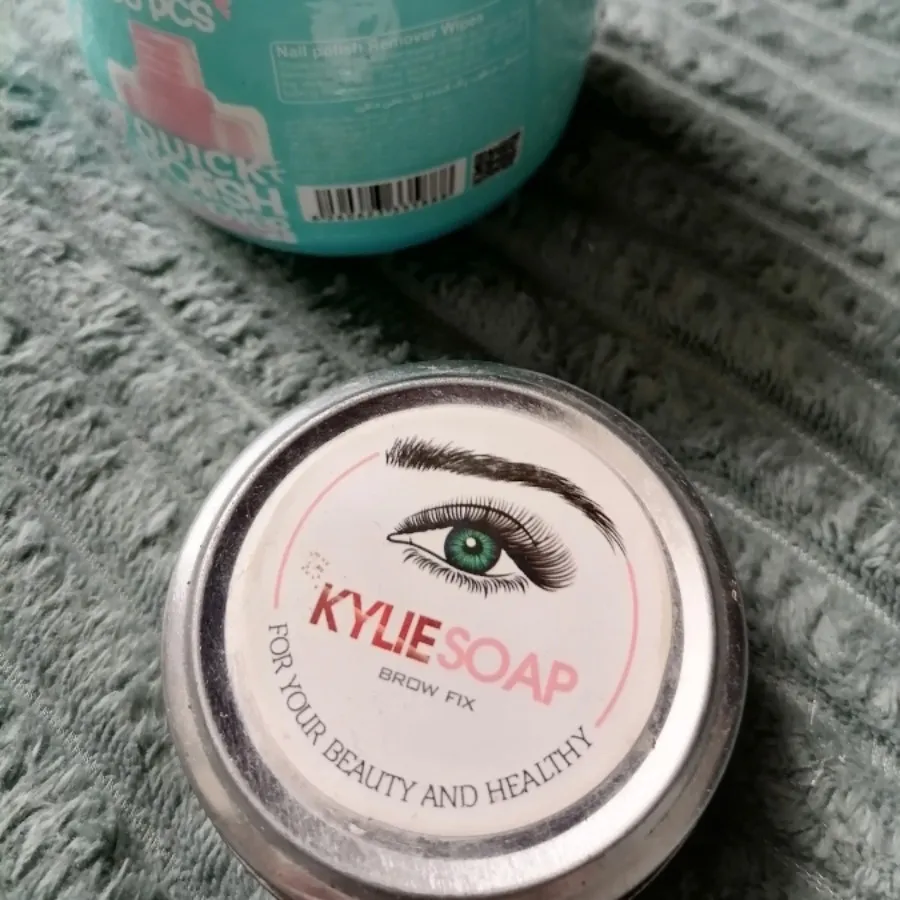 صابون لیفت ابروkylie