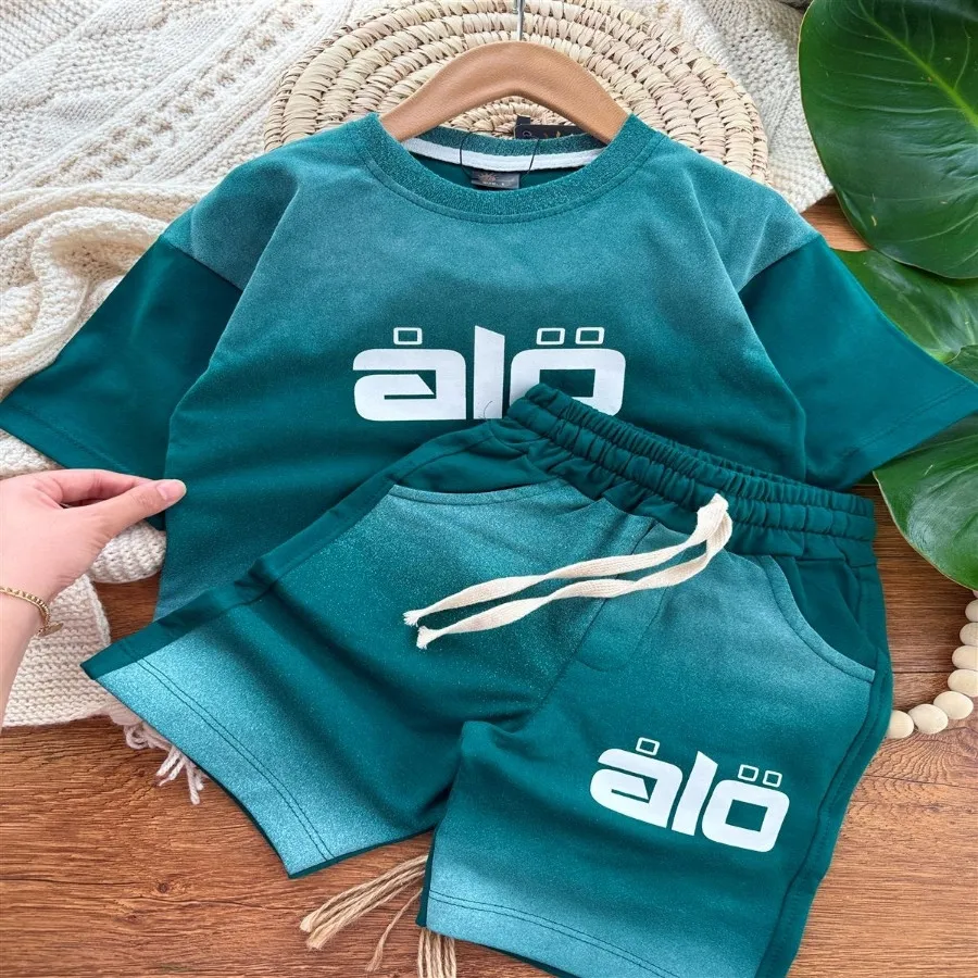 تیشرت شلوارک بچگانه
