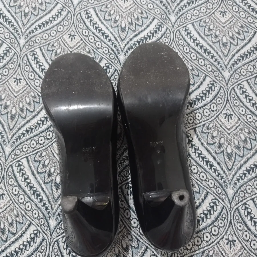 کفش  زنانه ورنی