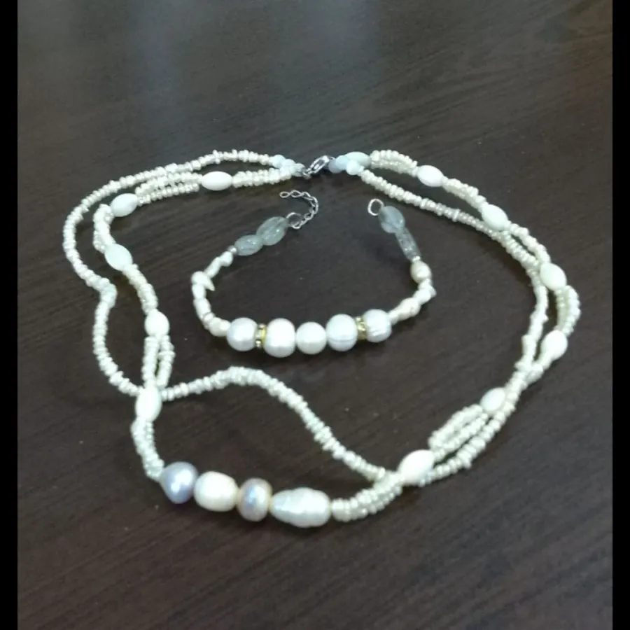زیور آلات سنگی