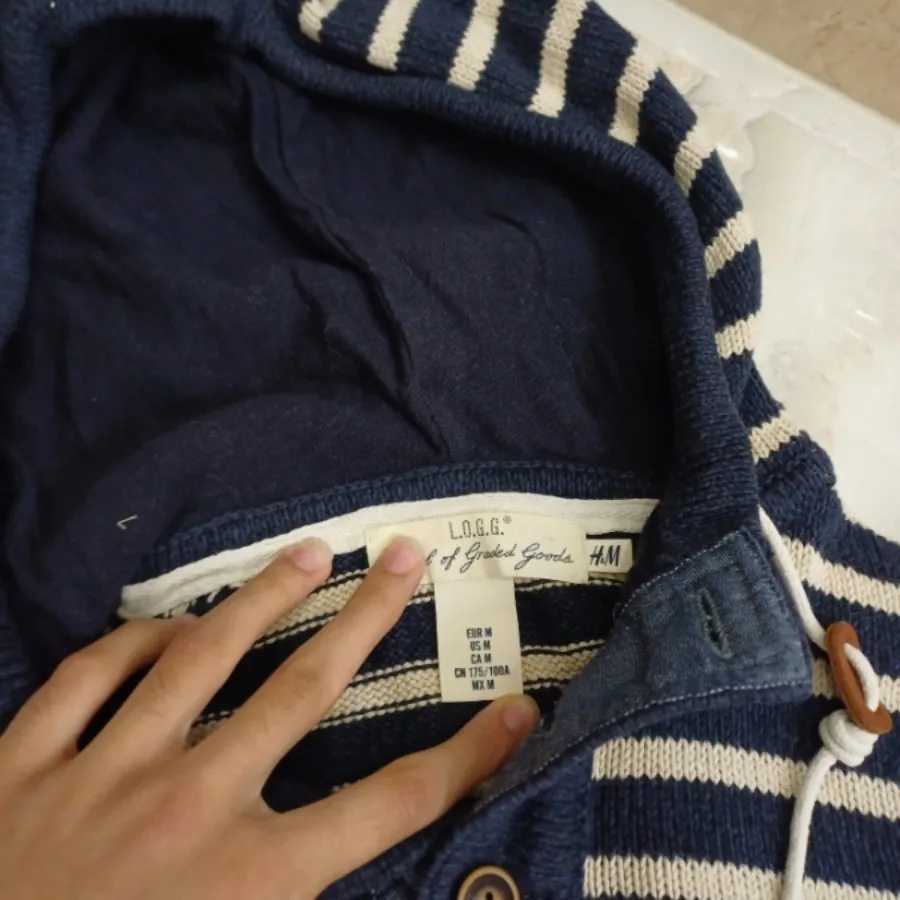 بافت اچ اند ام h&m هودی