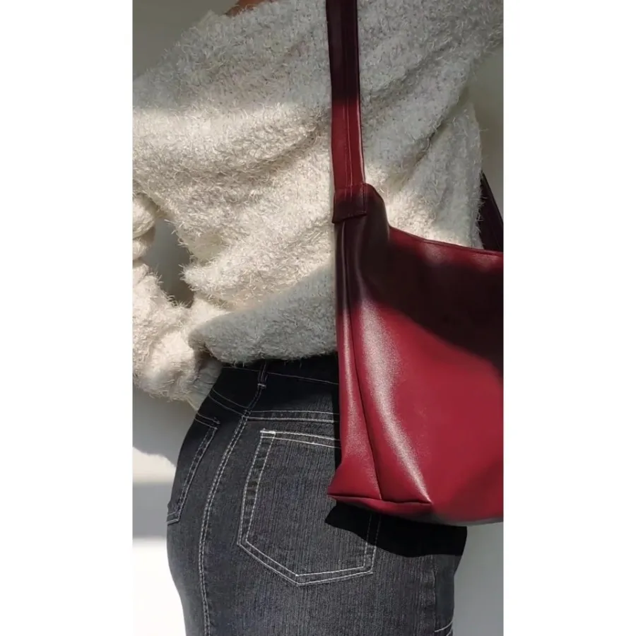 کیف زرشکی