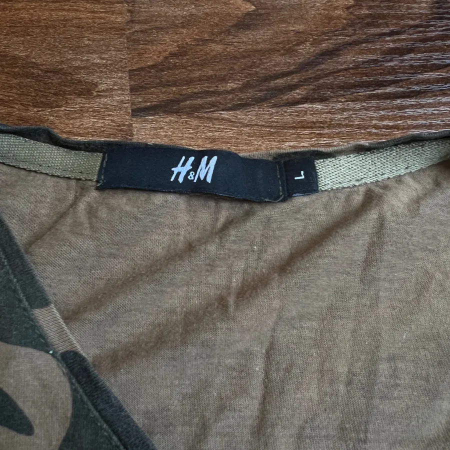 تیشرت H&AM