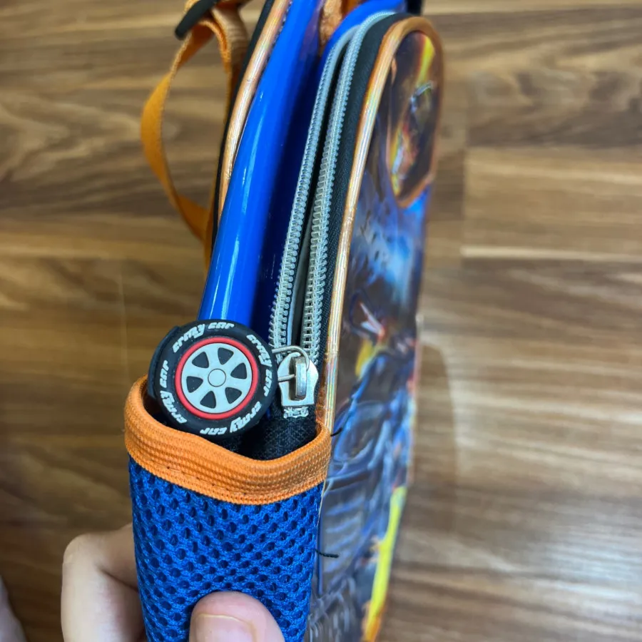 کیف کوله اورحینال