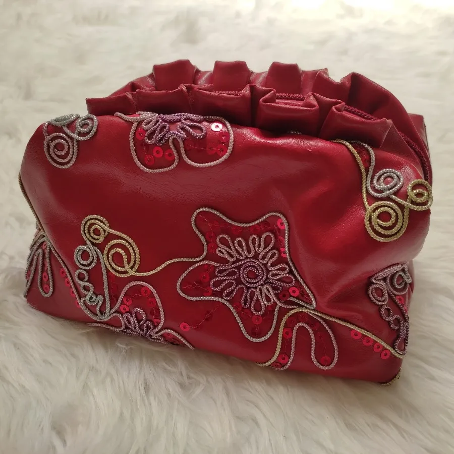 کیف آرایشی بزرگ و جادار