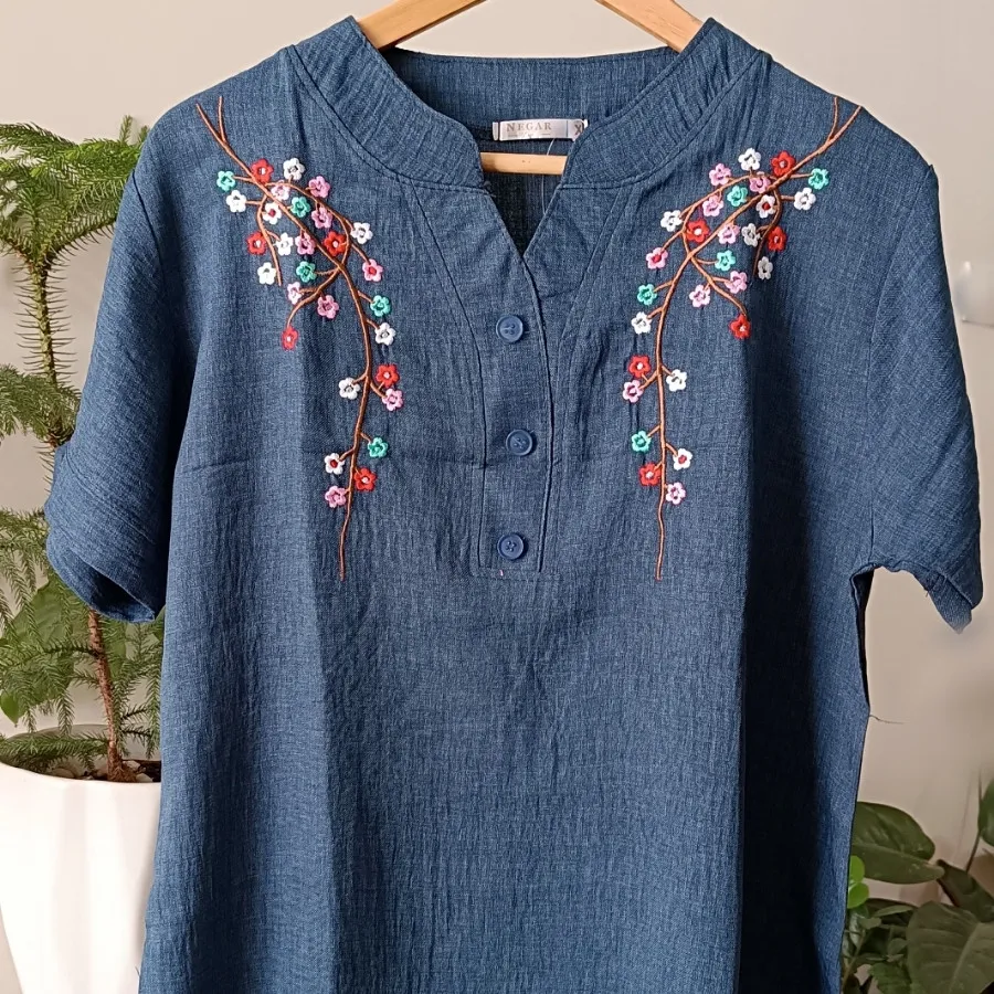 تیشرت شکوفه