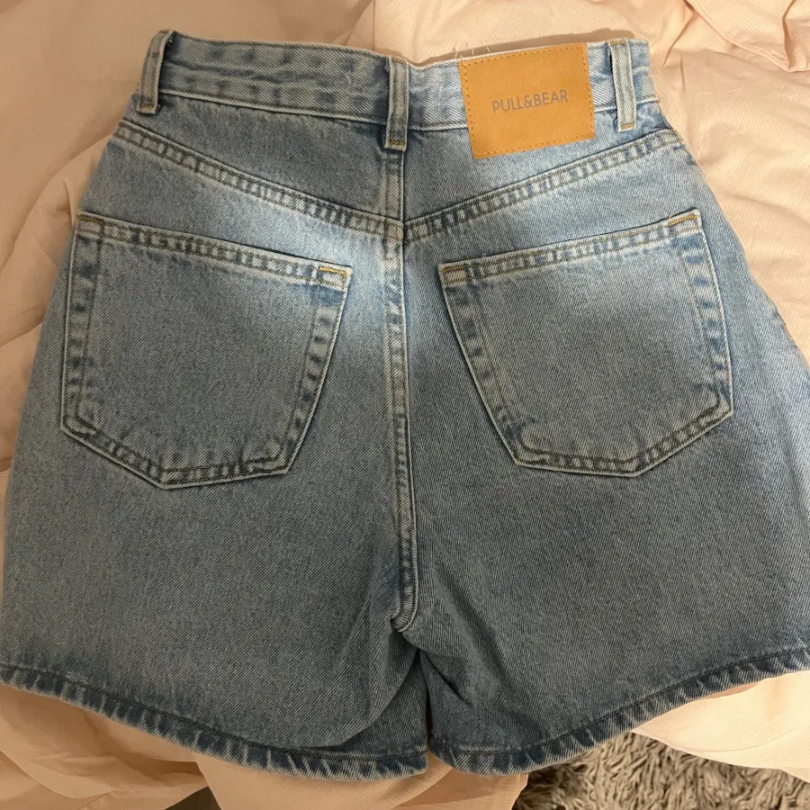 شلوارک جین pull&bear