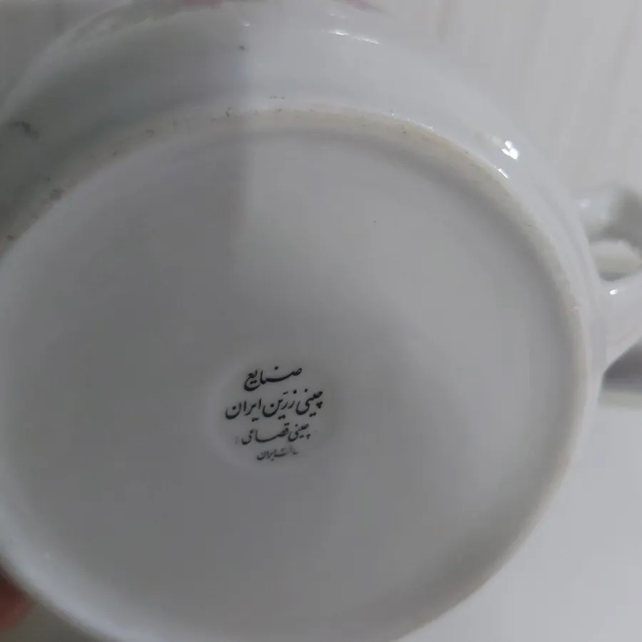 قندان گل سرخی