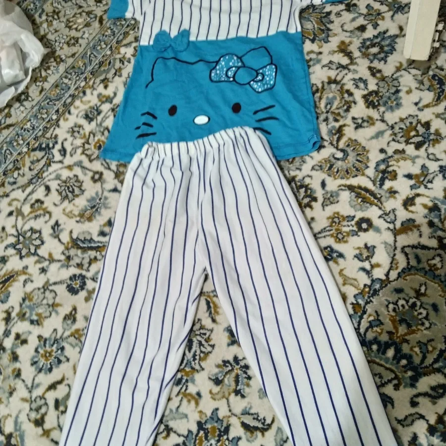 ست‌تاپ‌شلوارک