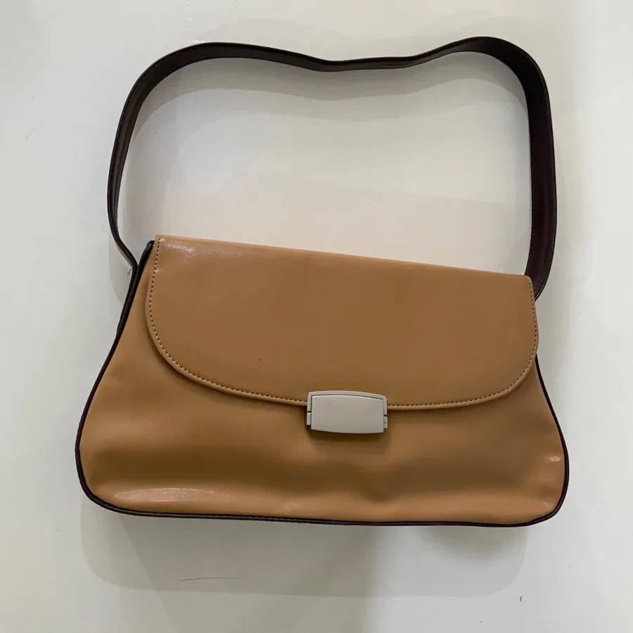 کیف چرم بسیارشیک