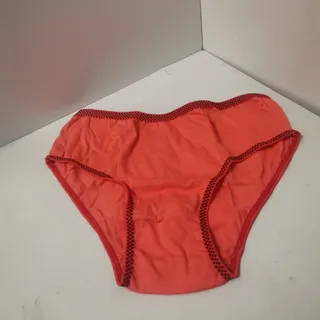 شورت نخ صورتی گلبهی