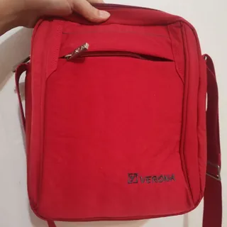 کیف قرمز ورونا خبرنگاری
