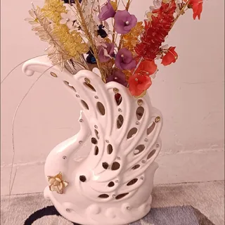 گل وگلدان