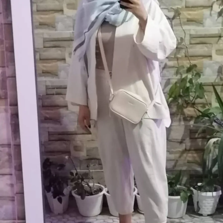 کت شلوار لینن و شال