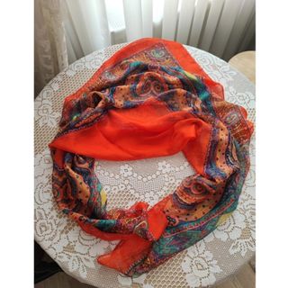 روسری خوش اب و رنگ