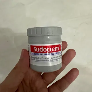 سوداکرم کرم سوختگی نوزاد
