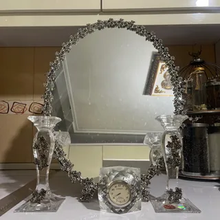 اینه و شمعدان بوهیمیا