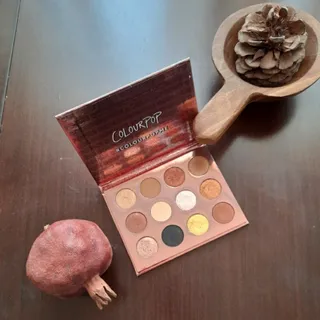 سایه برند معروف colourpop