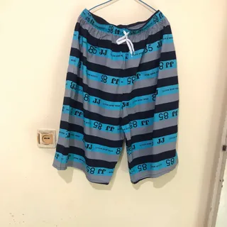 شلوارک شیک و نو