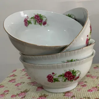 کاسه گلسرخی