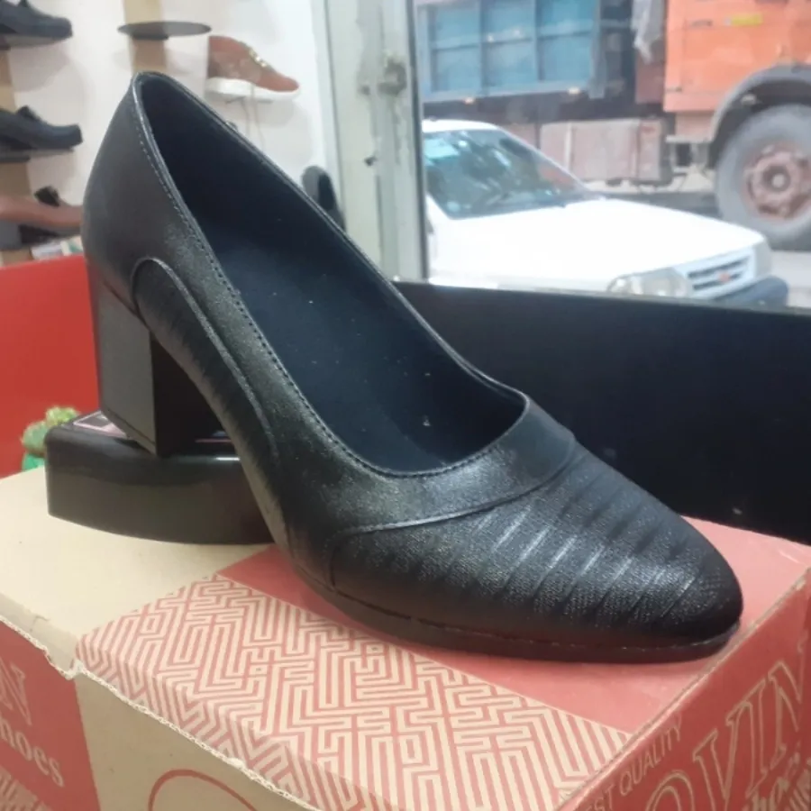 کفش زنانه مجلسی پاشنه بلن