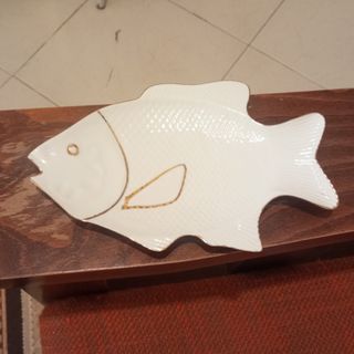 دیس و سینی ماهی