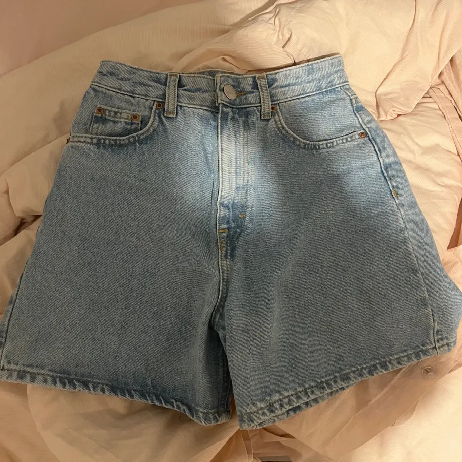 شلوارک جین pull&bear