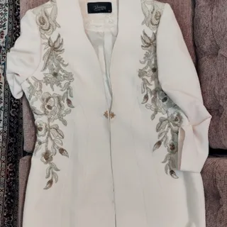 کت، شلوار، زیرکتی