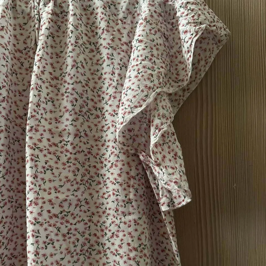 بلوز نخی گلگلی SHEIN نو