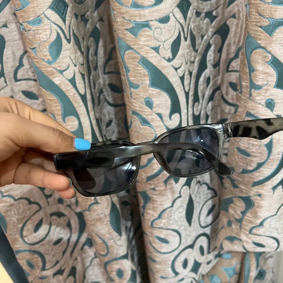 عینک آفتابی