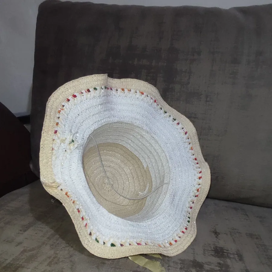 کلاه حصیری