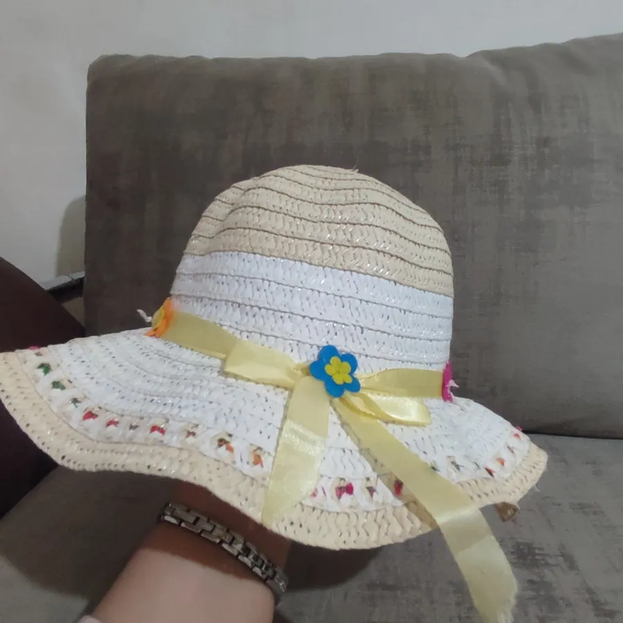 کلاه حصیری