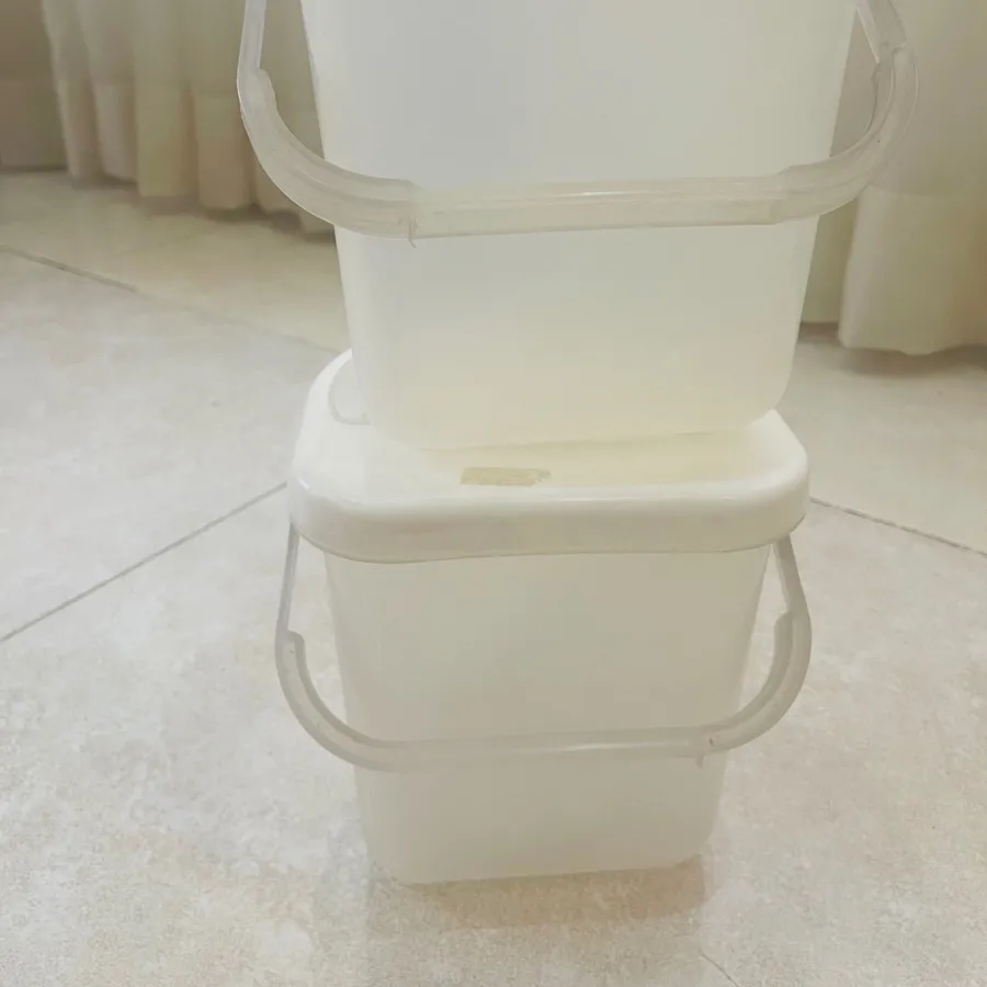 سطل برنجی و حبوبات