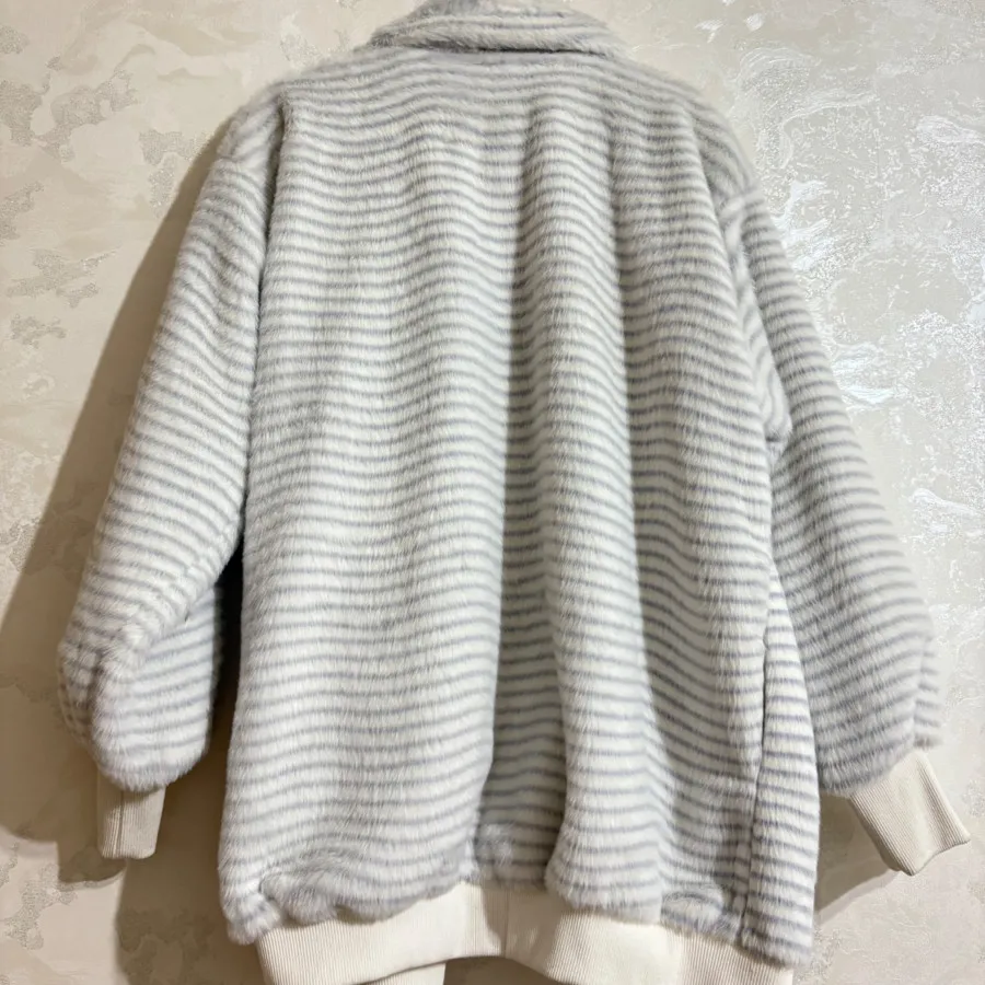 ژاکت پشمی خیلی نرم