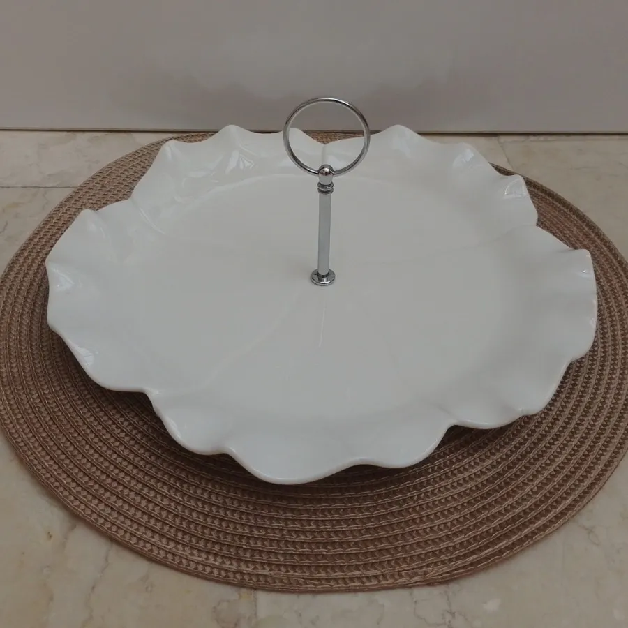 شیرینی خوری گلدکیش
