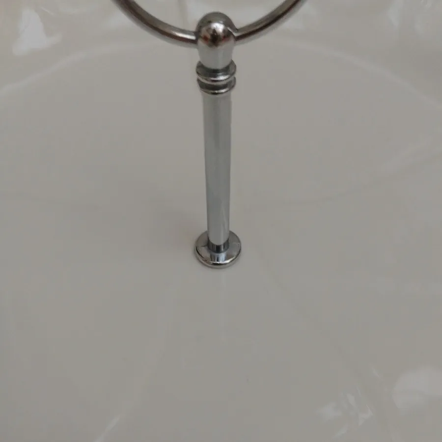 شیرینی خوری گلدکیش