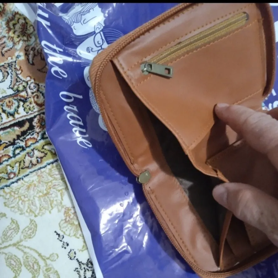 کیف پول و جا کارتی